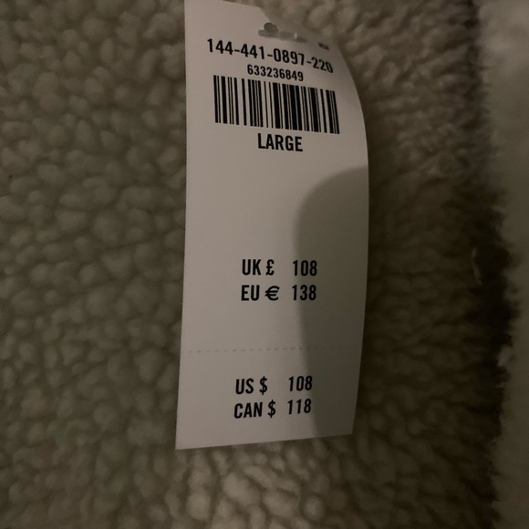 Faux Fur Collar Denim Jacket - Picture 5 of 5